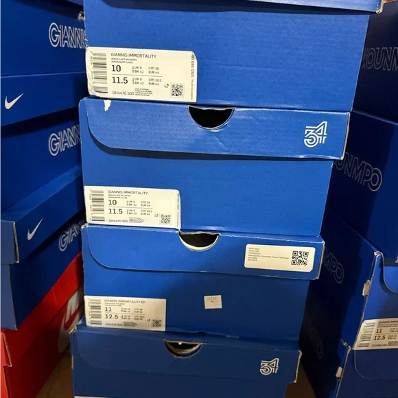 NWB MENS GIANNIS IMMORTALITY - VENICE/MULBERRY! - Picture 7 of 7